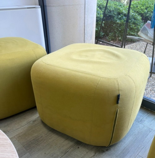 Pouf carre jaune